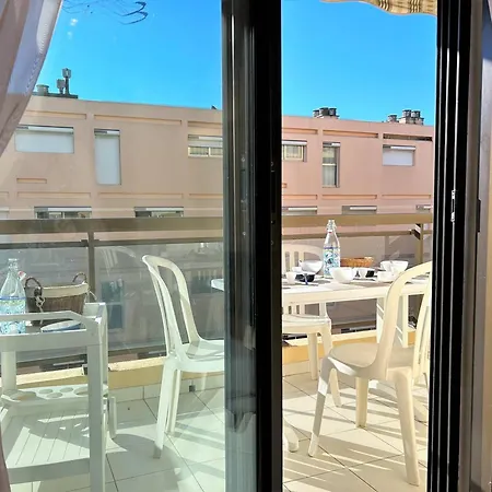 Climatise, 4 Couchages, Centre-ville Du Lavandou, Proche Plage, Parking Inclus - Fr-1-251-580 Apartment Le Lavandou