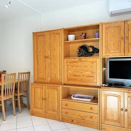 Apartmán Climatise, 4 Couchages, Centre-ville Du Lavandou, Proche Plage, Parking Inclus - Fr-1-251-580 Le Lavandou